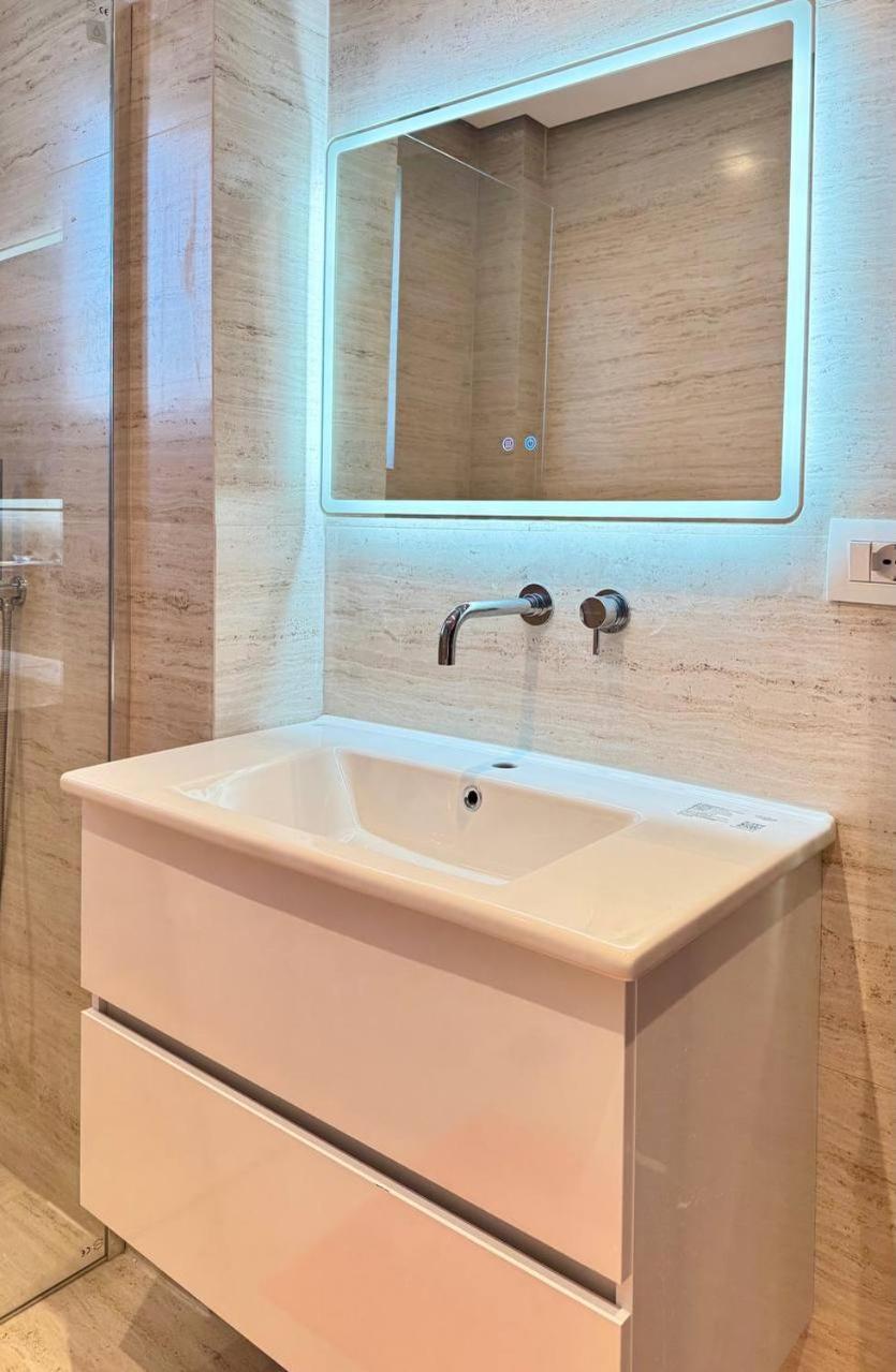 Viola Sea View Penthouse Sarandë Exterior foto