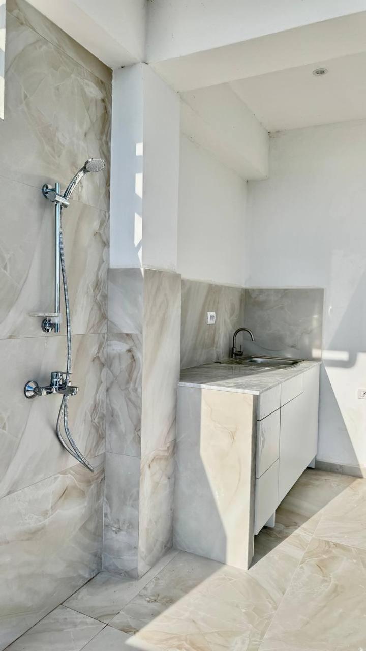 Viola Sea View Penthouse Sarandë Exterior foto